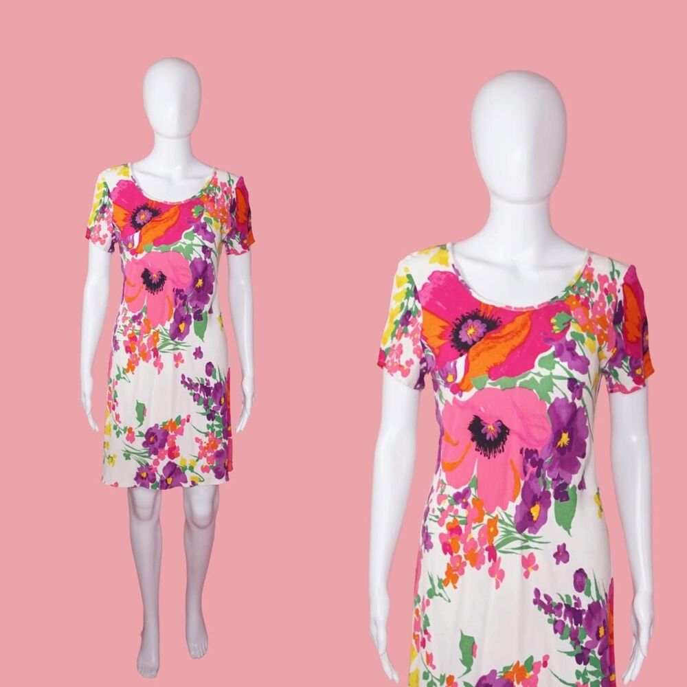1990s BETSEY JOHNSON Colorful Watercolor FLORAL Short Sleeve Mini Dress. . S-M